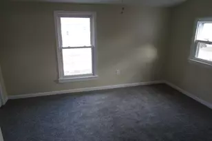 306 S Page St, Harvard, IL 60033 - Photo 9