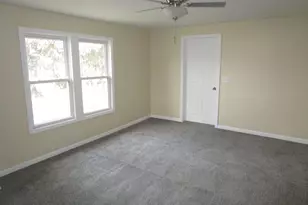 306 S Page St, Harvard, IL 60033 - Photo 11