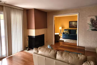 1S055 Spring Road #2D, Oakbrook Terrace, IL 60181 - Photo 9