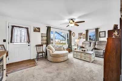 605 Belaire Drive, Washington, IL 61571 - Photo 5