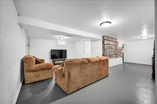 605 Belaire Dr, Washington, IL 61571 - Photo 31