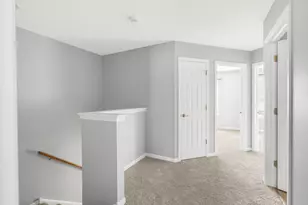 375 N Commerce St, Aurora, IL 60504 - Photo 15