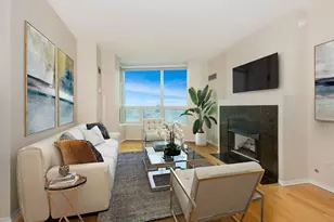 [Address not provided], Chicago, IL 60654 - Photo 3