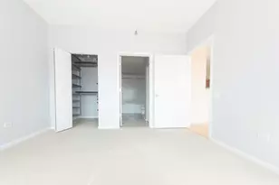 [Address not provided], Chicago, IL 60654 - Photo 5