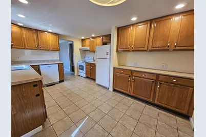 317 S 1st Street, Mt Vernon, IL 62864 - Photo 9