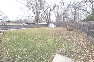 434 Shabbona Dr, Park Forest, IL 60466 - Photo 17