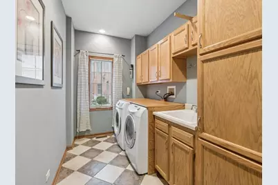 543 N Chestnut Street, Addison, IL 60101 - Photo 13