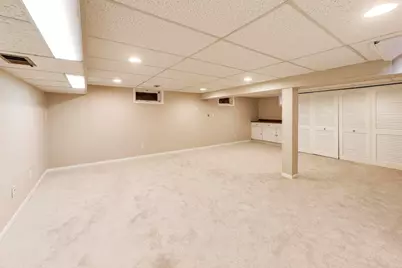 905 Crestfield Avenue, Libertyville, IL 60048 - Photo 29