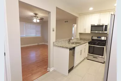 2401 Huron Terrace, Waukegan, IL 60087 - Photo 15