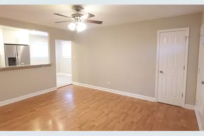 2401 Huron Terrace, Waukegan, IL 60087 - Photo 7