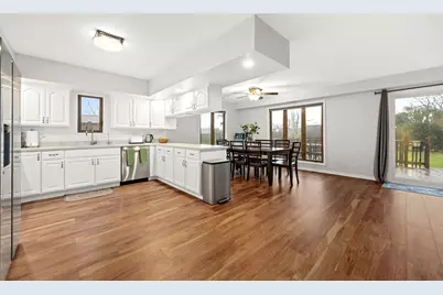 6815 Willow Springs Road, Countryside, IL 60525 - Photo 7