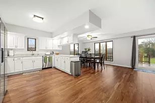 6815 Willow Springs Rd, Countryside, IL 60525 - Photo 7