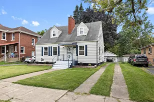 320 Streamside Dr, Harvey, IL 60426 - Photo 3