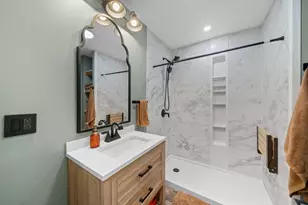 338 Lakelawn Blvd, Aurora, IL 60506 - Photo 11