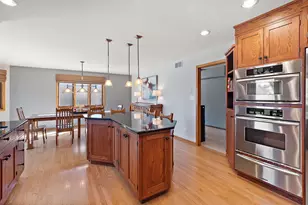 7816 Marquette Dr, Tinley Park, IL 60477 - Photo 17