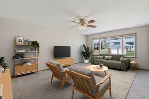 2690 9th St, East Moline, IL 61244 - Photo 5