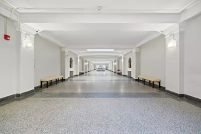 4240 N Clarendon Avenue #209N, Chicago, IL 60613 - Photo 11