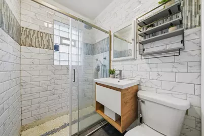 4240 N Clarendon Avenue #209N, Chicago, IL 60613 - Photo 19