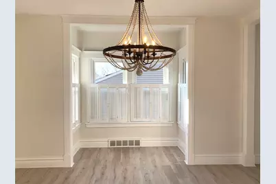 214 S Fordham Avenue, Aurora, IL 60506 - Photo 13
