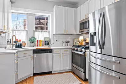 1432 N Maplewood Avenue #203, Chicago, IL 60622 - Photo 3