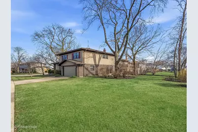 703 E Redwood Lane, Arlington Heights, IL 60004 - Photo 3