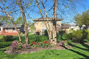 703 E Redwood Ln, Arlington Heights, IL 60004 - Photo 35