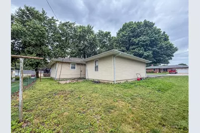 811 N East Street, Leroy, IL 61752 - Photo 17