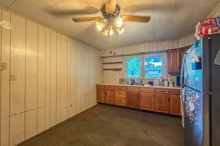 811 N East St, Leroy, IL 61752 - Photo 9