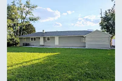 1S085 Summit Avenue, Oakbrook Terrace, IL 60181 - Photo 19