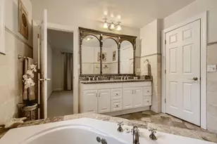 9529 Keystone Ave, Skokie, IL 60076 - Photo 13