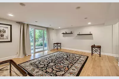 9529 Keystone Avenue, Skokie, IL 60076 - Photo 9