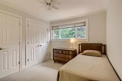 9529 Keystone Avenue, Skokie, IL 60076 - Photo 15