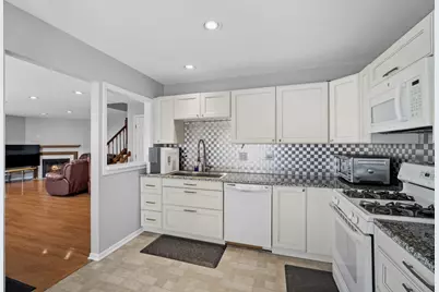 329 Redwing Drive, Deerfield, IL 60015 - Photo 11