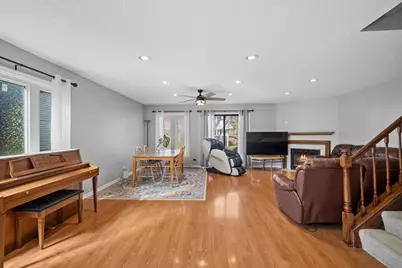 329 Redwing Drive, Deerfield, IL 60015 - Photo 3