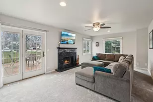 1628 Hilton Head Dr, Naperville, IL 60563 - Photo 3