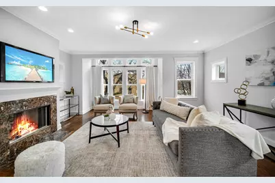 3834 N Janssen Avenue #3, Chicago, IL 60613 - Photo 3