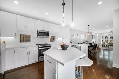 3834 N Janssen Avenue #3, Chicago, IL 60613 - Photo 9