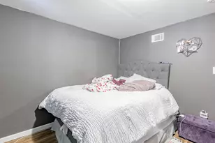 210 Southgate Ave, Chicago Heights, IL 60411 - Photo 19