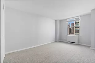 525 W Hawthorne Pl, Chicago, IL 60657 - Photo 15