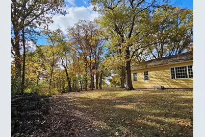 404 Oak Drive, Roberts, IL 60962 - Photo 3