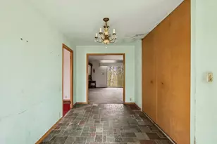 404 Oak Dr, Roberts, IL 60962 - Photo 5