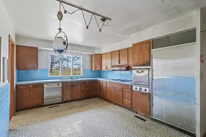 404 Oak Drive, Roberts, IL 60962 - Photo 13