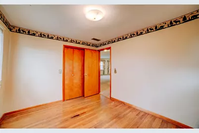 460 S Ralph Street, Watseka, IL 60970 - Photo 33