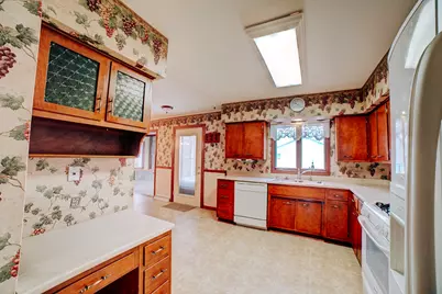 460 S Ralph Street, Watseka, IL 60970 - Photo 13