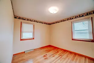 460 S Ralph St, Watseka, IL 60970 - Photo 31