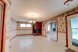 460 S Ralph St, Watseka, IL 60970 - Photo 17