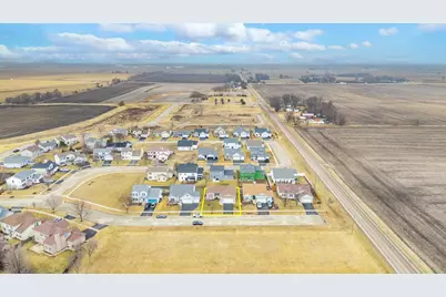 21 W Winterberry Avenue, Cortland, IL 60112 - Photo 3