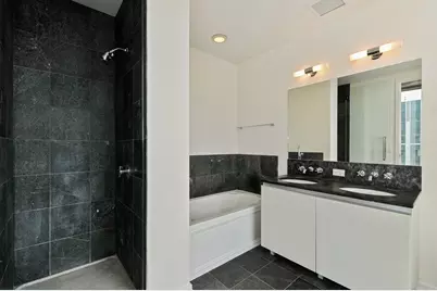 [Address not provided], Chicago, IL 60611 - Photo 9