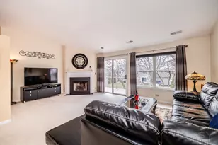 274 Wildspring Ct, Itasca, IL 60143 - Photo 11