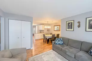 8422 W Catalpa Ave, Chicago, IL 60656 - Photo 7